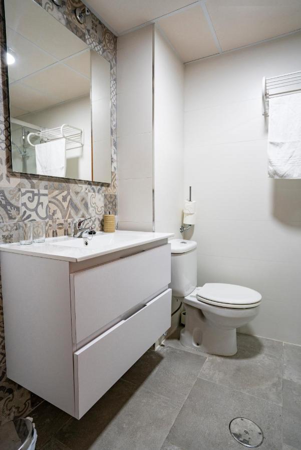 Hostal Plaza De Italia กาเซเรส ภายนอก รูปภาพ